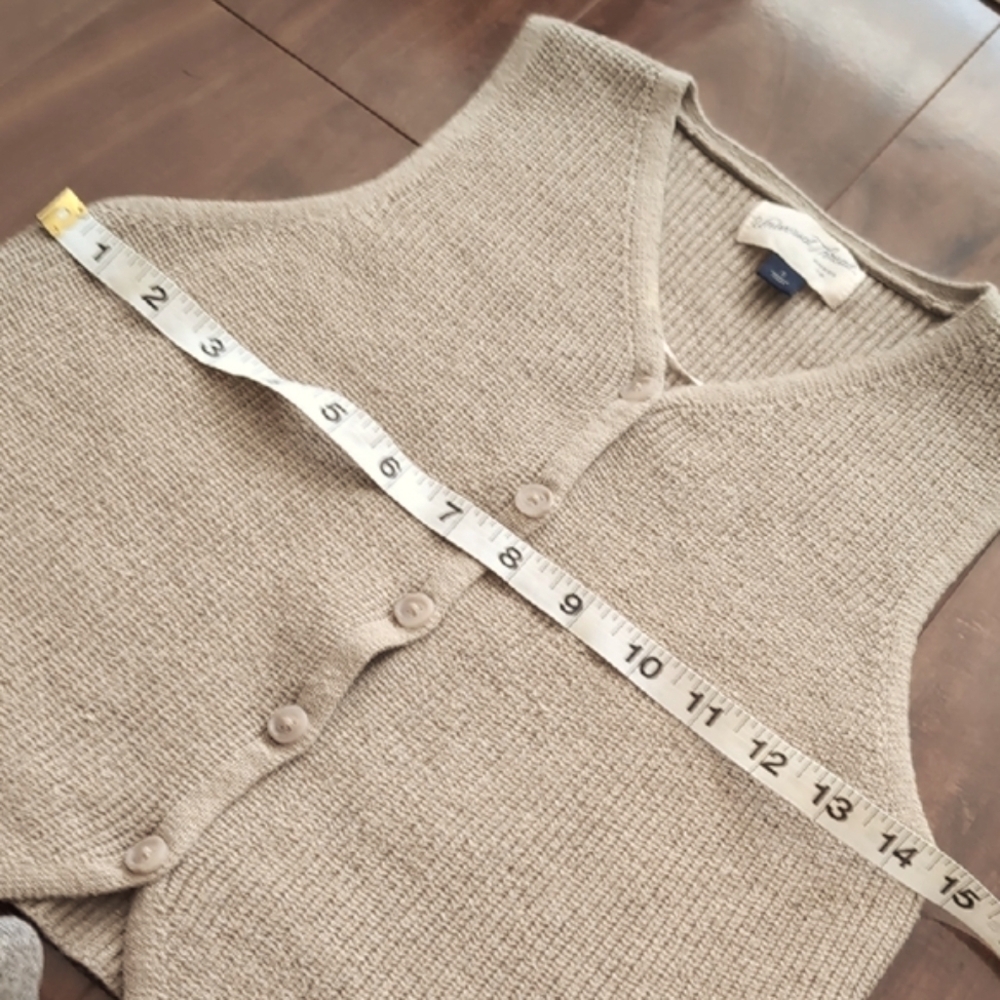 Universal Thread Women's Button-Front Sweater Vest - Picture 6 of 9